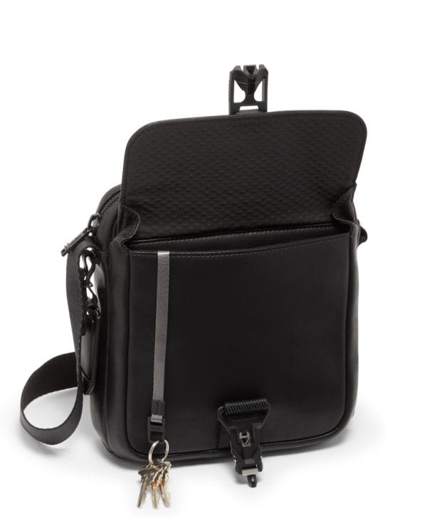 tumi leger international carry on