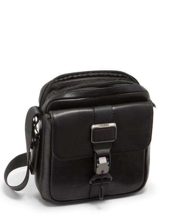 tumi leger international carry on