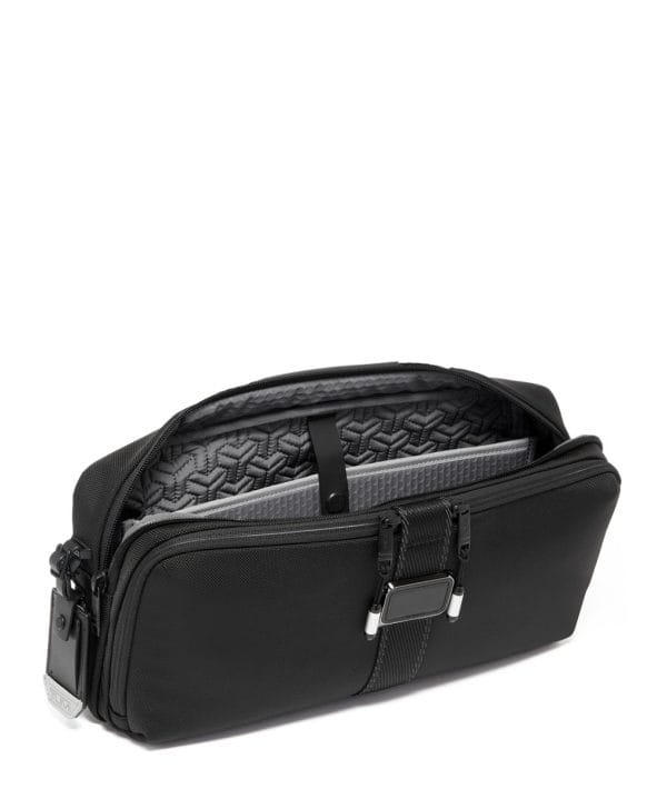 tumi international carry-on